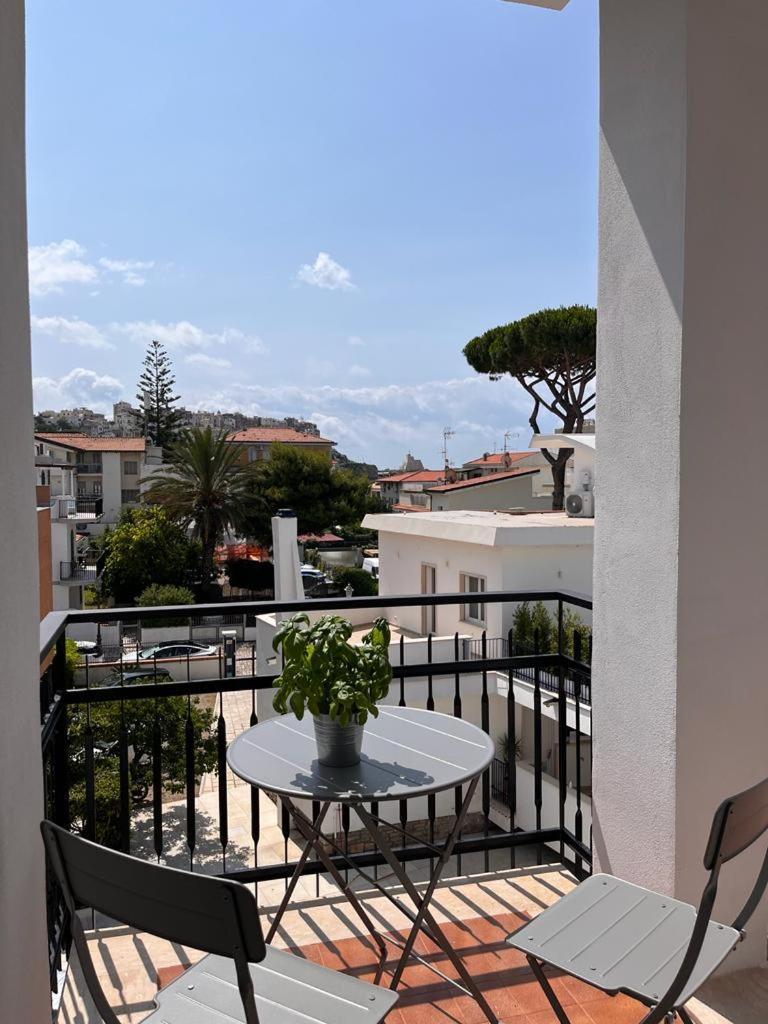 Bed and Breakfast Il Volo Sperlonga Exteriér fotografie