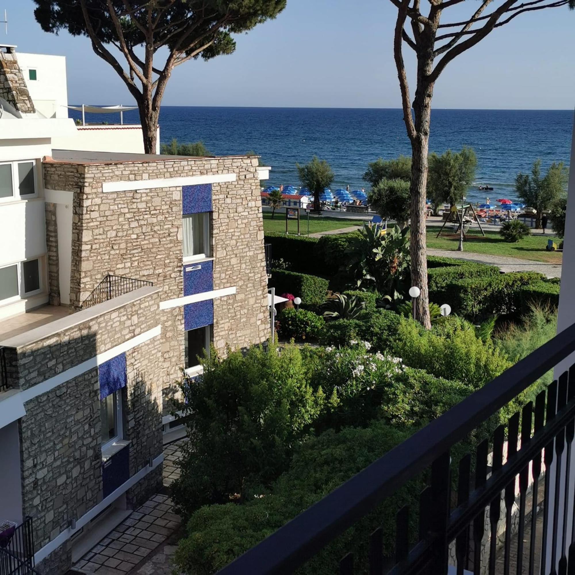 Bed and Breakfast Il Volo Sperlonga Exteriér fotografie